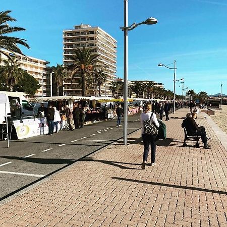 Апартаменти Studio Frejus Plage Екстер'єр фото