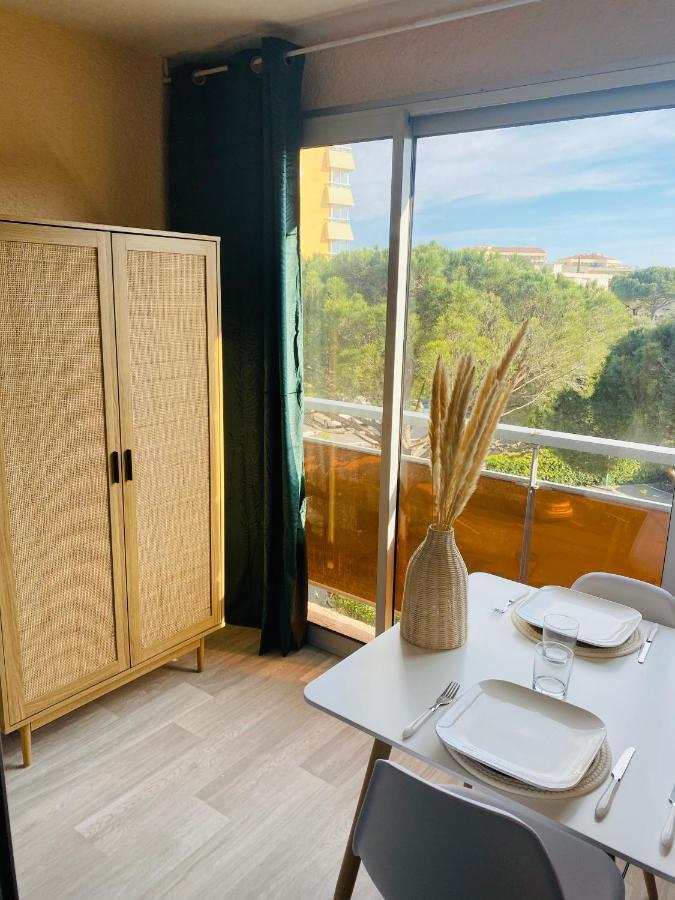 Апартаменти Studio Frejus Plage Екстер'єр фото